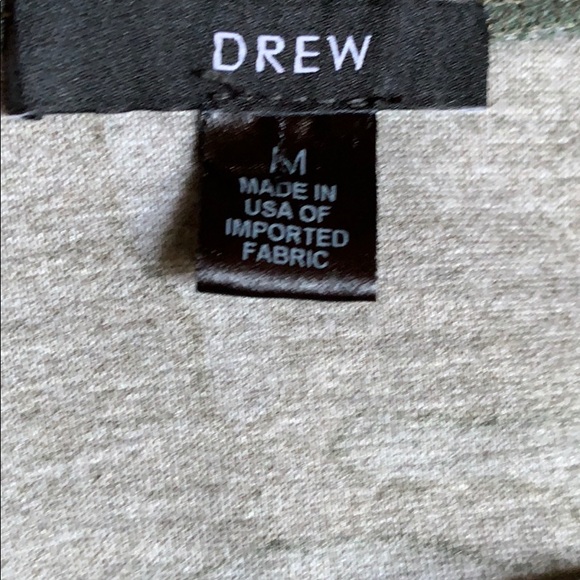 🌺🦋HOST PICK!!Anthropology Drew Camo Top - Picture 9 of 11